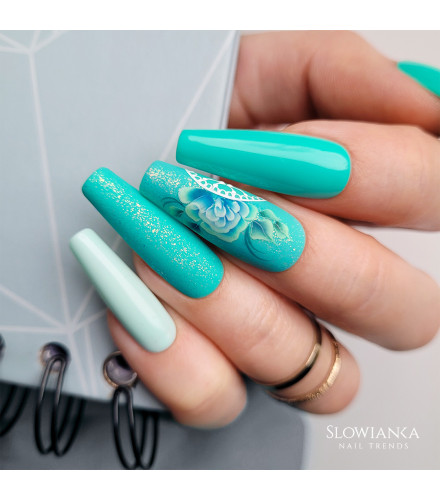 Hybrid-Nagellack 370 Minty Aura 8g OUTLET | Slowianka Nails